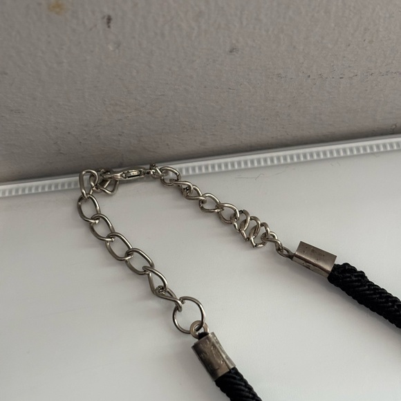 Colorful Floral Beaded Necklace - Picture 4 of 5